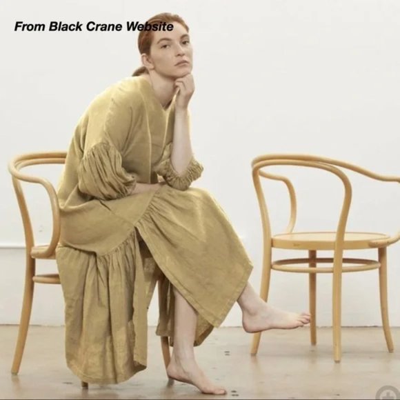 Black Crane Pure Linen Puff Dress - Picture 1 of 7